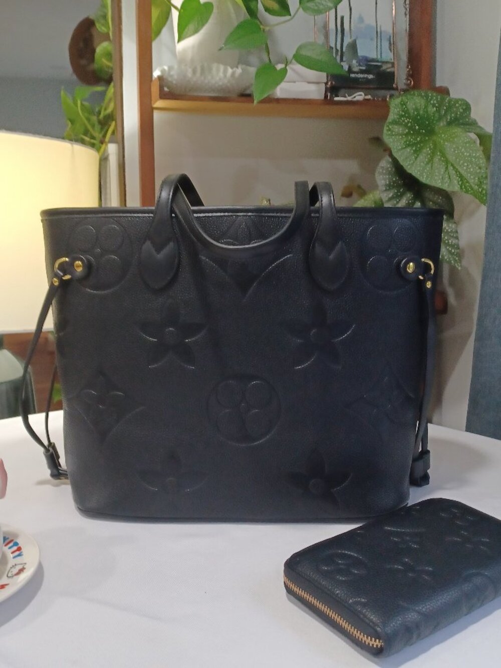 MilaKate Tote Bag + Wallet Set |Your Everyday Luxury Carryall.8096BKSL